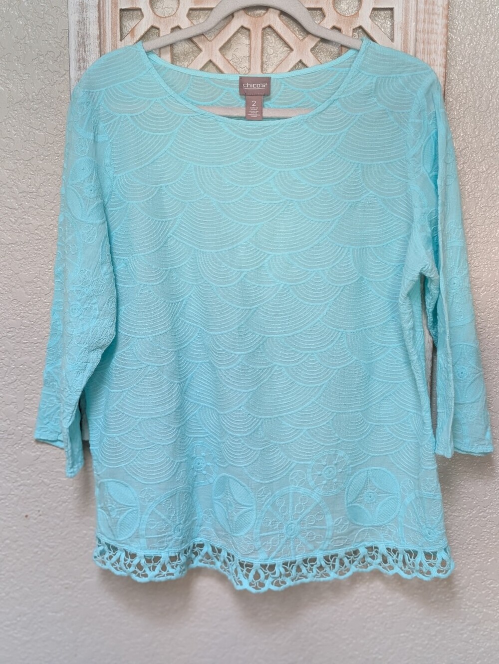 Chico's size 2 Large 3/4 sleeve aqua shirt eyelet beach resort coastal breezy